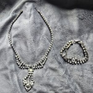 Vintage Circa 1940's Necklace and Bracelet Set